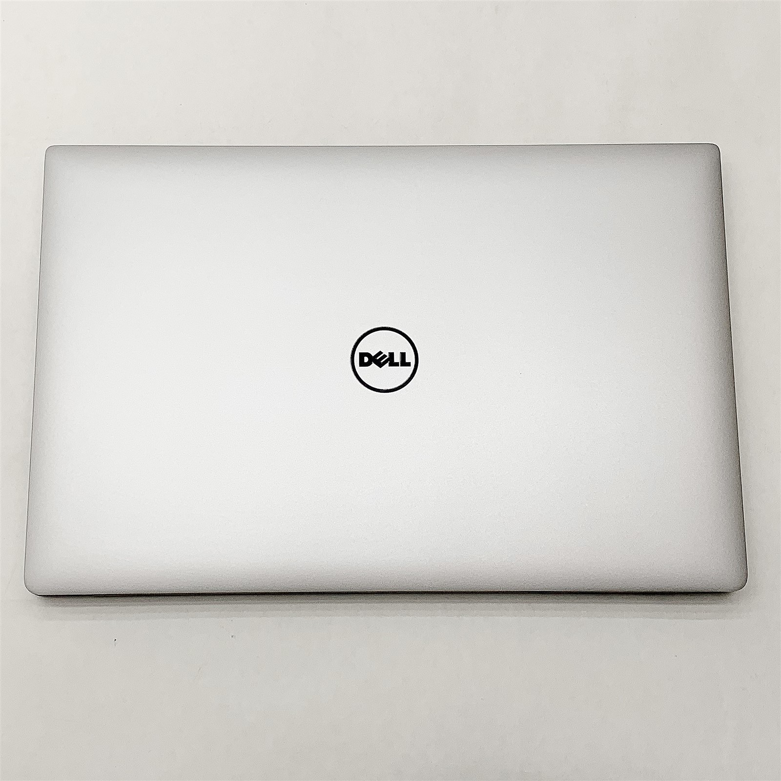Dell Precision 5520 Laptop i7 6820HQ 2.70GHZ 15.6″ Touch UHD 32GB 512GB Win 11