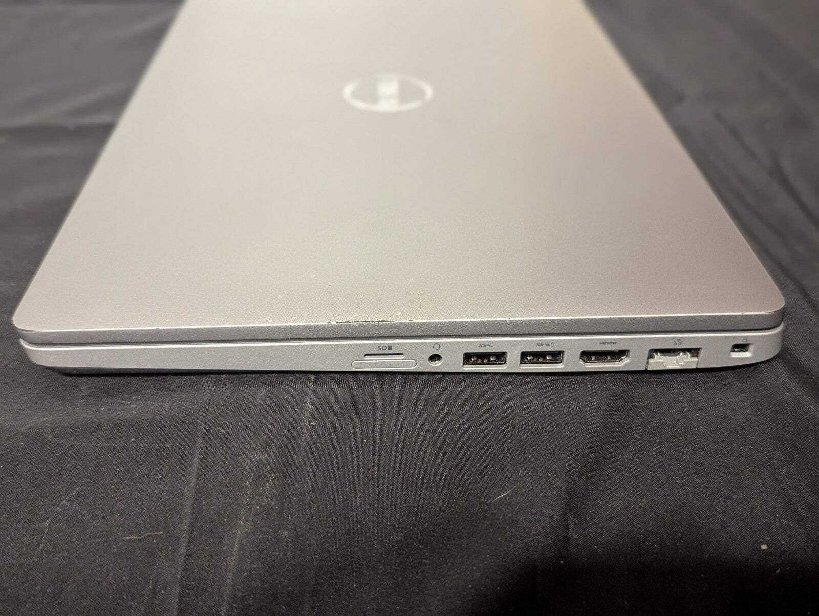 Dell Laptop – Latitude 5510 – i7-10610U 16GB 240GB NVMe SSD 15.3″ W11P