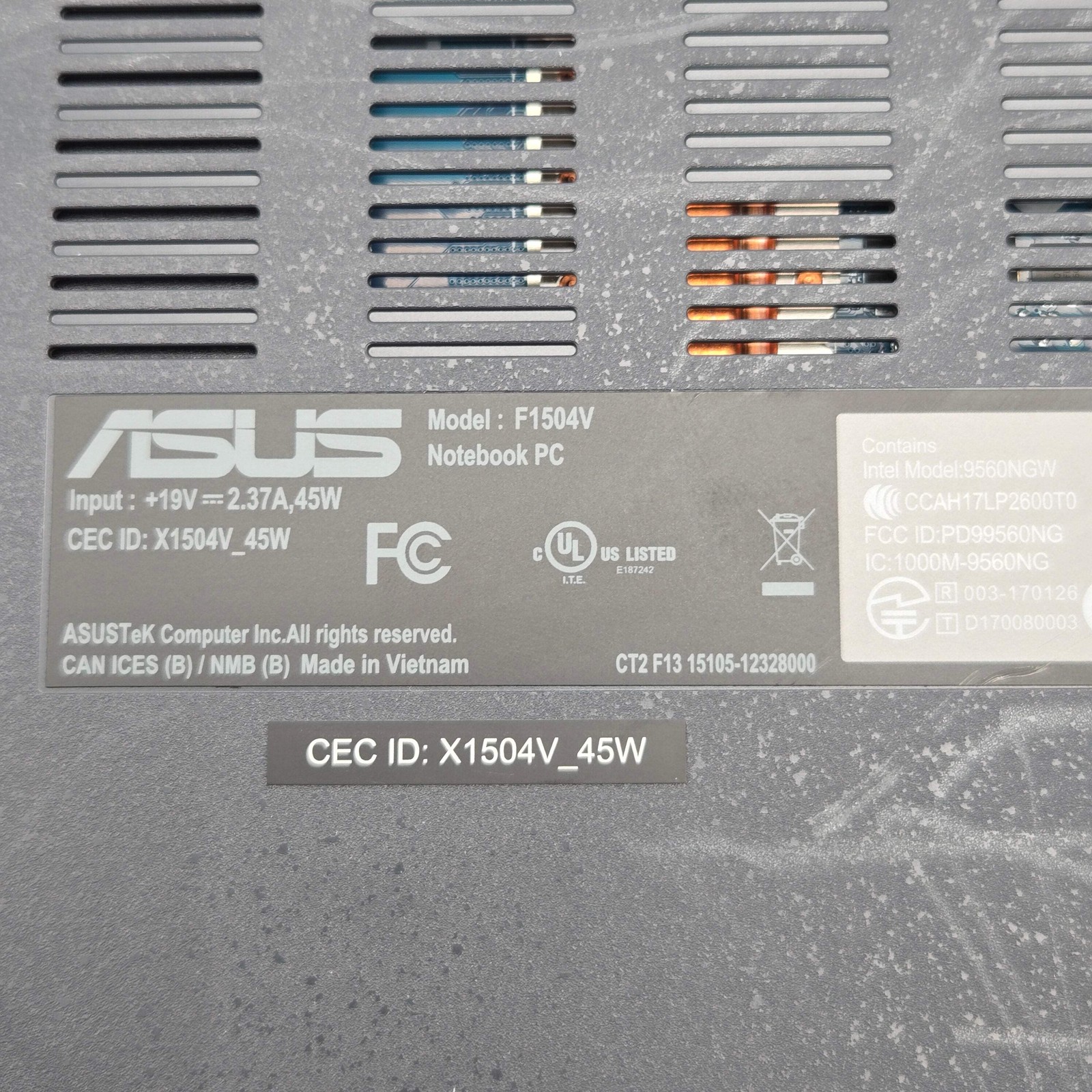 Asus VivoBook F1504V 15-inch Core i3 13th Gen 8GB RAM 512GB – Used w/ Charger