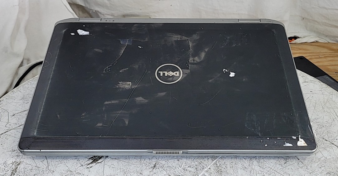 DELL LATITUDE E6530 Laptop Core I5-3230M 4GB SEE NOTES