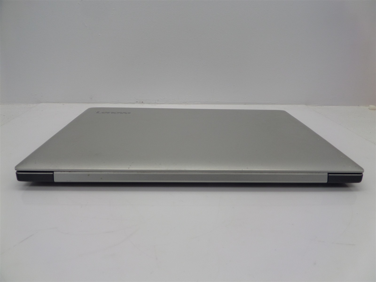 Lenovo IdeaPad 330-15ARR AMD Ryzen 5 2500U 2GHz 8GB RAM – No HDD/OS, Bad Screen