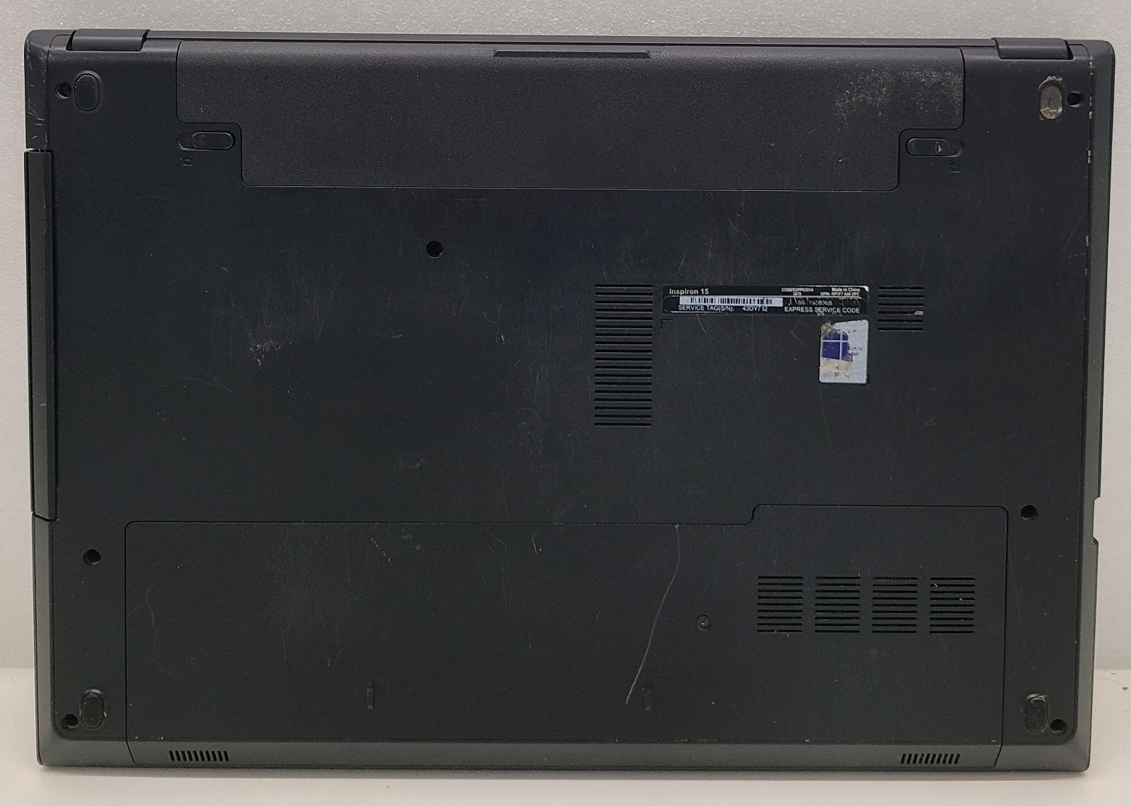 Dell Inspiron 3543 15.6″ Laptop Intel i5-5200U 8GB Ram NO HD/OS/POWER (FL)