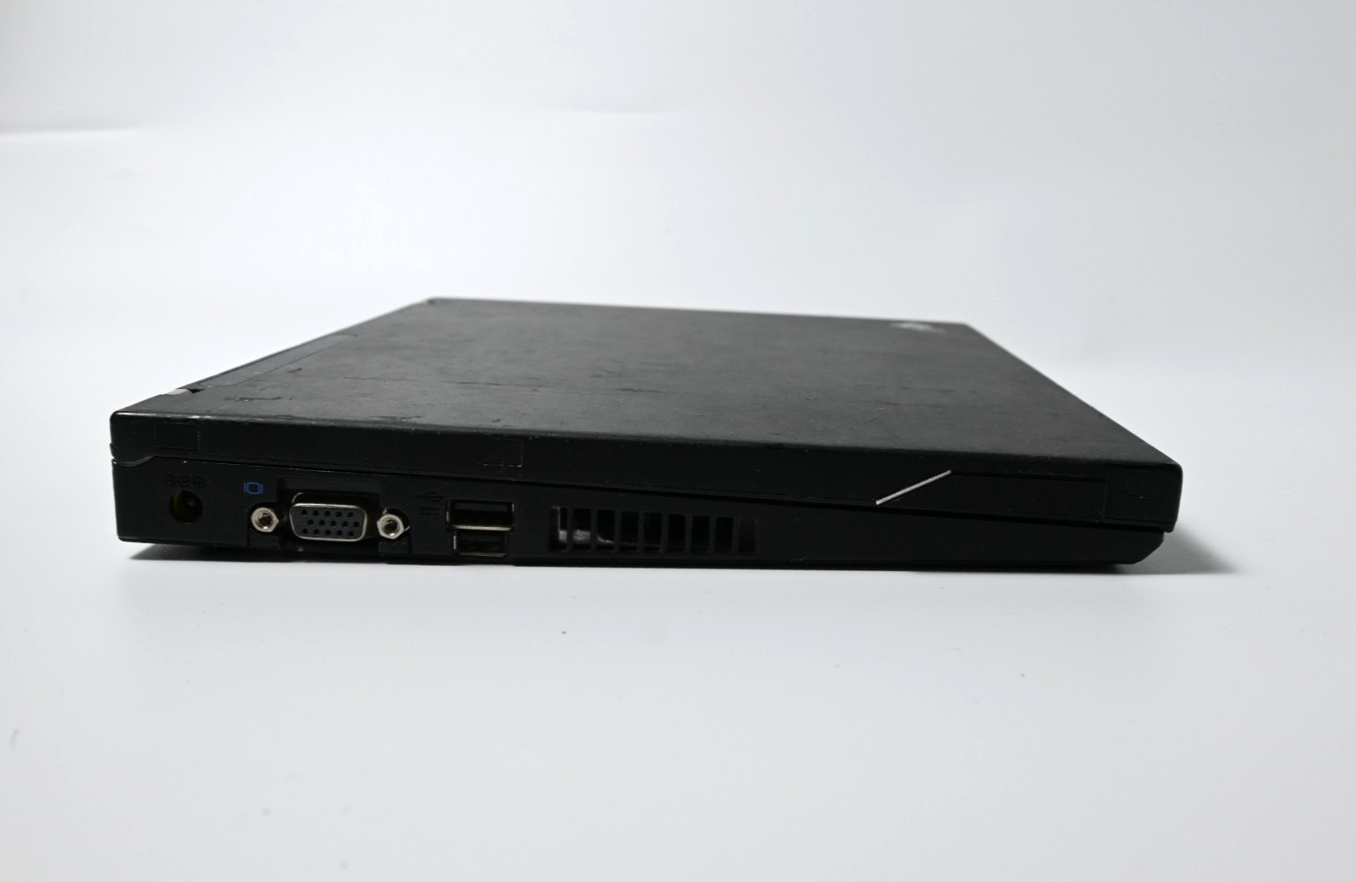 IBM ThinkPad X41 12.1″ Retro Laptop Windows XP Tested Linux Candidate w/ Dock