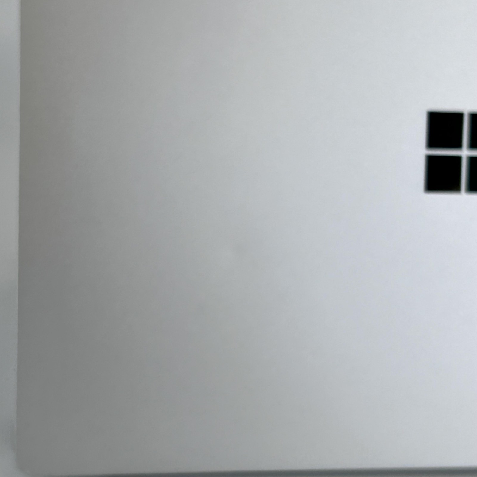 Microsoft Surface Laptop 3 13 2K TOUCH i7-1065G7 16GB 512GB SSD – GOOD