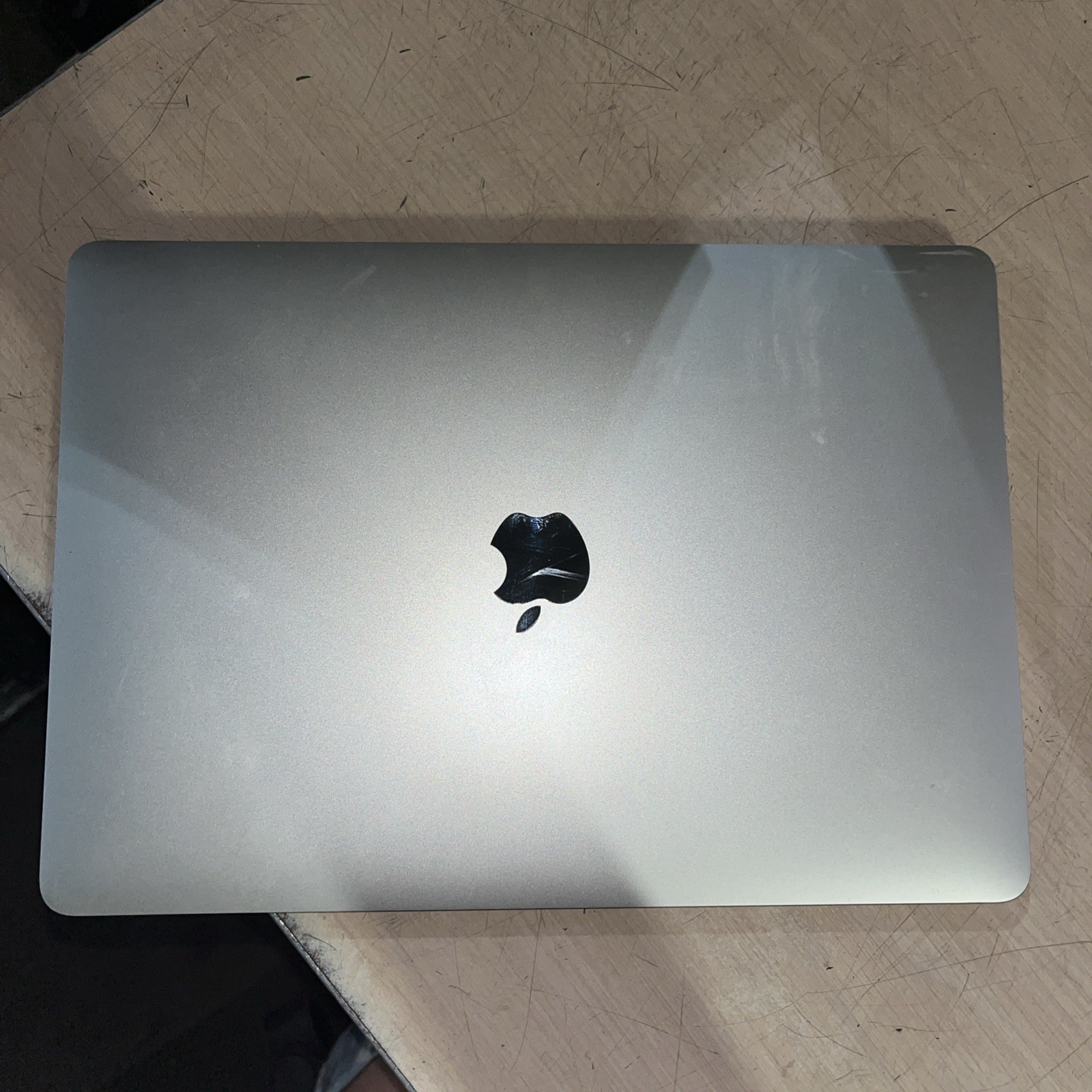 APPLE MACBOOK AIR 13″ SCISSOR, 2020 CORE I3-1000NG4 1.1GHZ 256SSD .