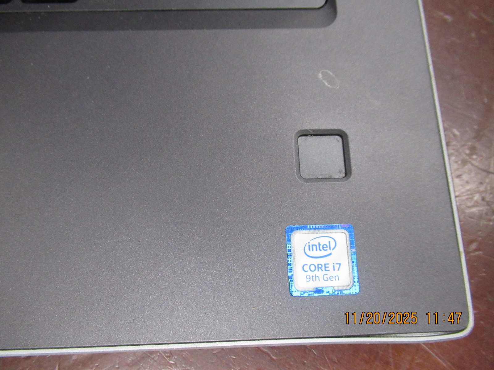 Dell Precision 7740 17.3″ 2.60GHz i7-9750H 32GB 500GB M2SSD WX 3200 Laptop w/ AC
