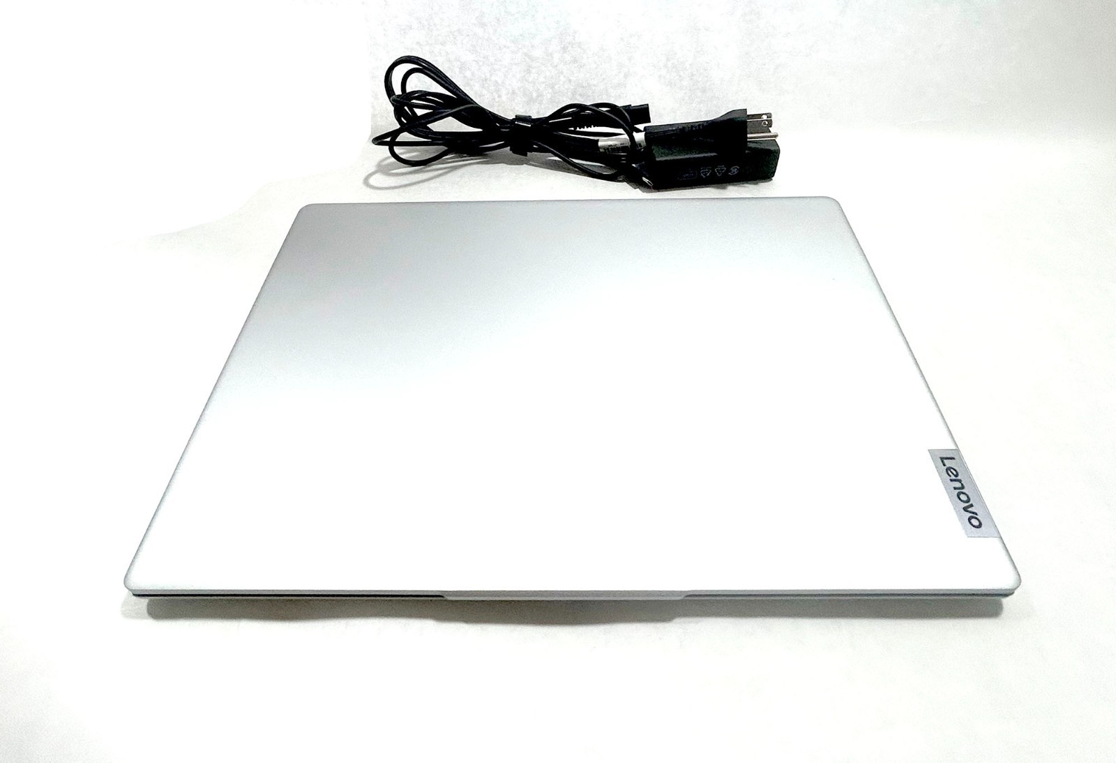 Lenovo IdeaPad Slim 5 16IRU9 83FW 16″ Intel 7_150U 3.4GHz 16GB 512GB W 11 Pro
