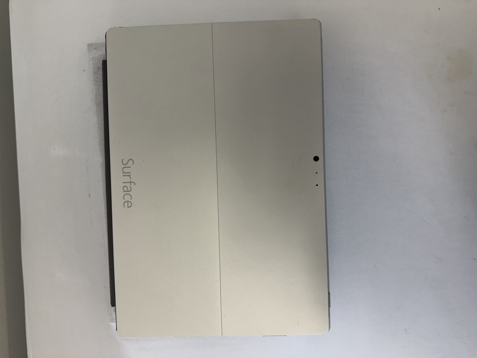Microsoft Surface 2631 Laptop – Good Screen – Intel i5-4300U – Read Des