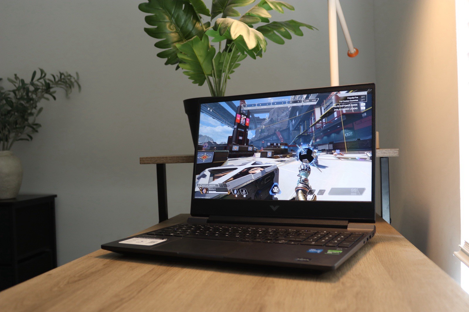 HP Victus Gaming Laptop RTX 4050 32GB RAM 2TB SSD 144Hz