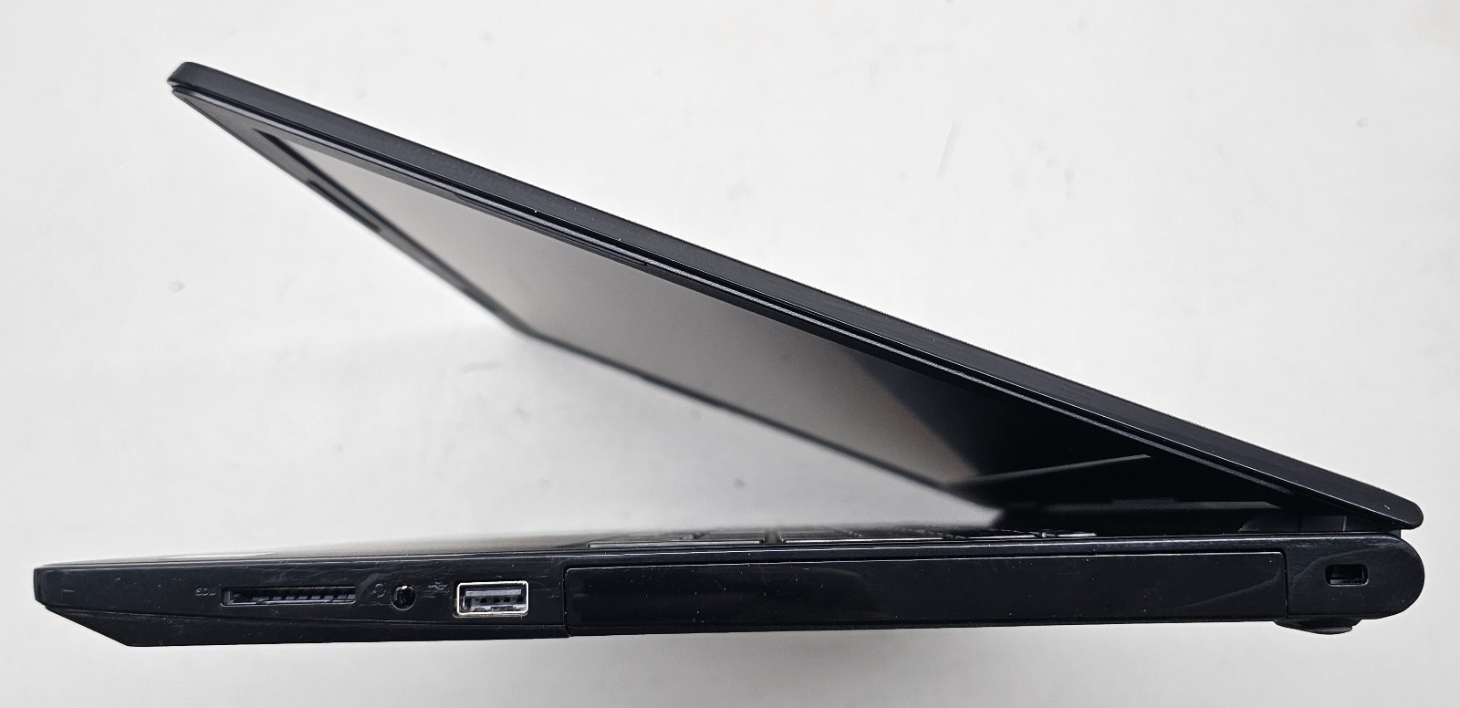 Dell Inspiron 15-3567 15.6″ Laptop Intel i3-7130U 8GB RAM 1TB HDD NO OS (FL)
