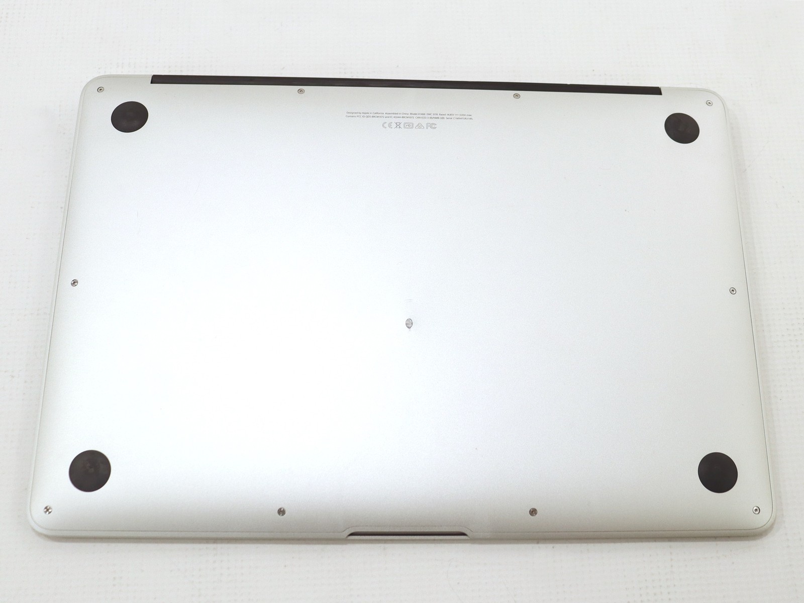 Apple MacBook Air A1466 13″ Intel Core i5-5350U 8GB 256GB NVME MacOS