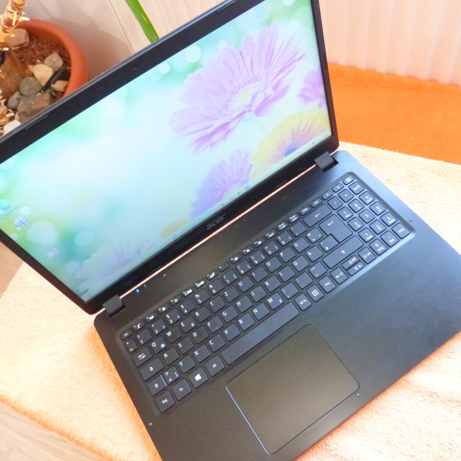 Acer A315 15″ Ultrabook l 8Gen Turbo Intel I Samsung SSD Windows 11 PRO HDMI
