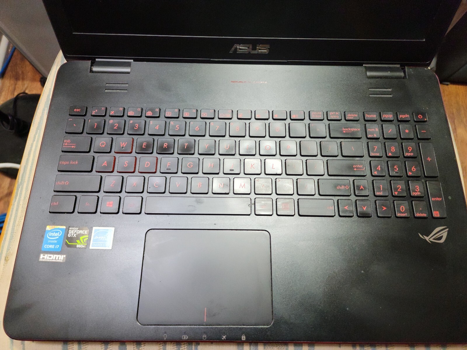 ASUS ROG Model GL551 Series GL551JW-DS71 1TB 16GB Ram Windows 10 64-Bit Black