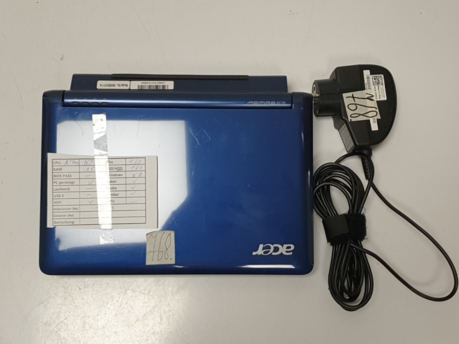 Acer Aspire ONE Mini Notebook Windows XP 160GB 1.5GB Laptop WEBCAM VGA 8.9″