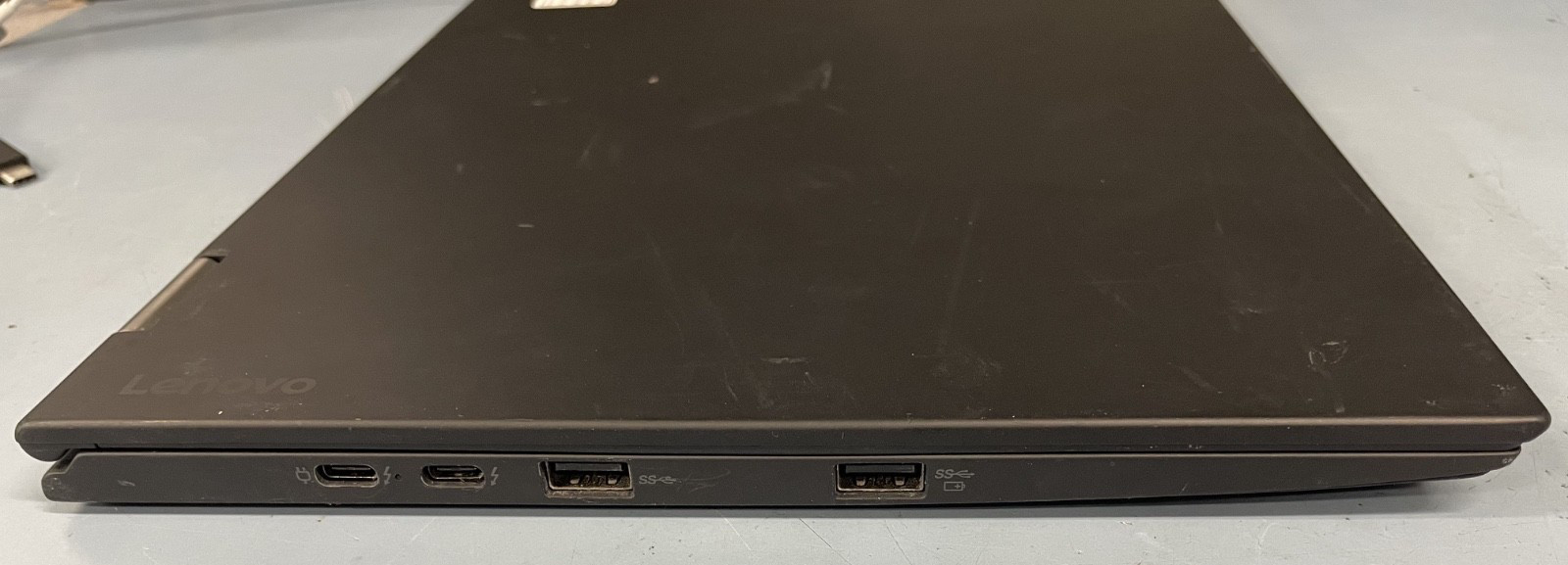 Lenovo X1 Yoga Gen 2 14″ Intel i7-7600U 2.80GHz 8GB NO SSD R90PJ4N9 *AS-IS*