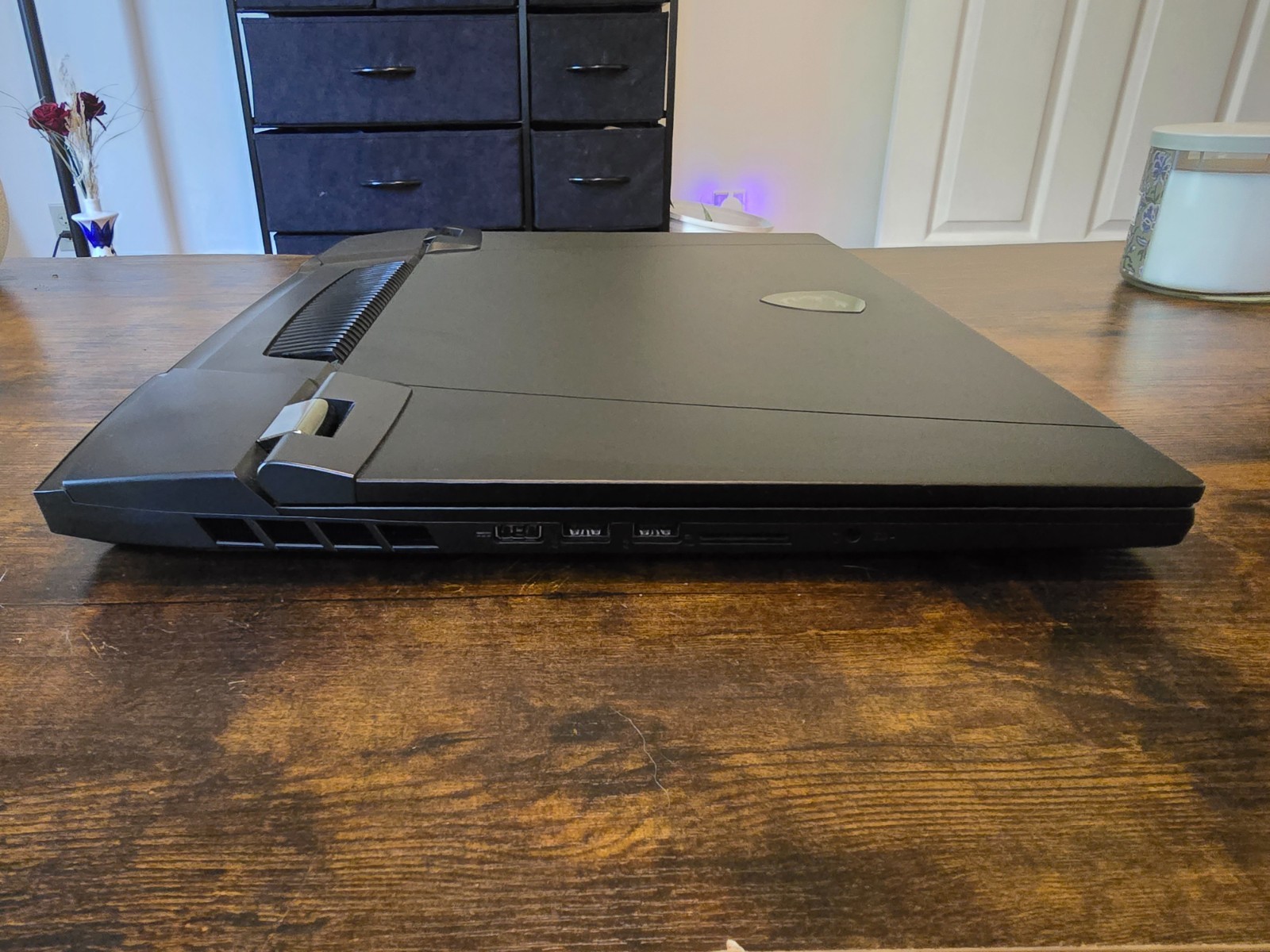 MSI GT77 Titan (12900hx, 3080ti, 32gb RAM)