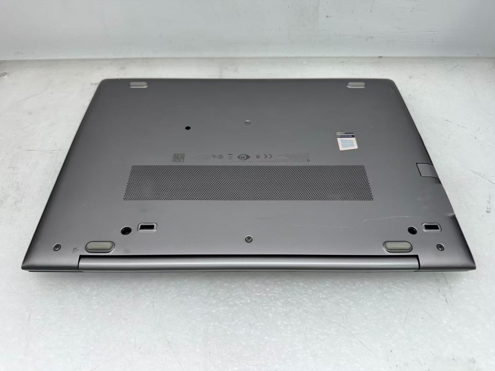 HP ZBook 14u G6 14″i7-8665U@1.9GHz 16G 256G SSD AMD WX3200 Win 11 *READ*