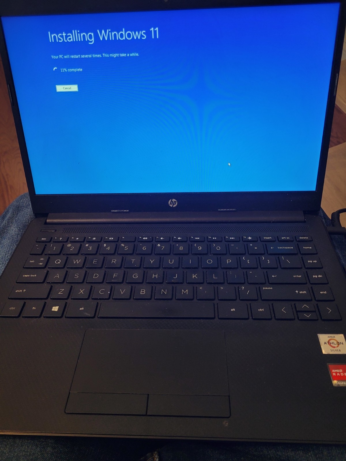 HP 14-dk1003dx 14″ Laptop AMD ATHLON Silver Radeon Graphics 4GB 128GBSSD Win 11!