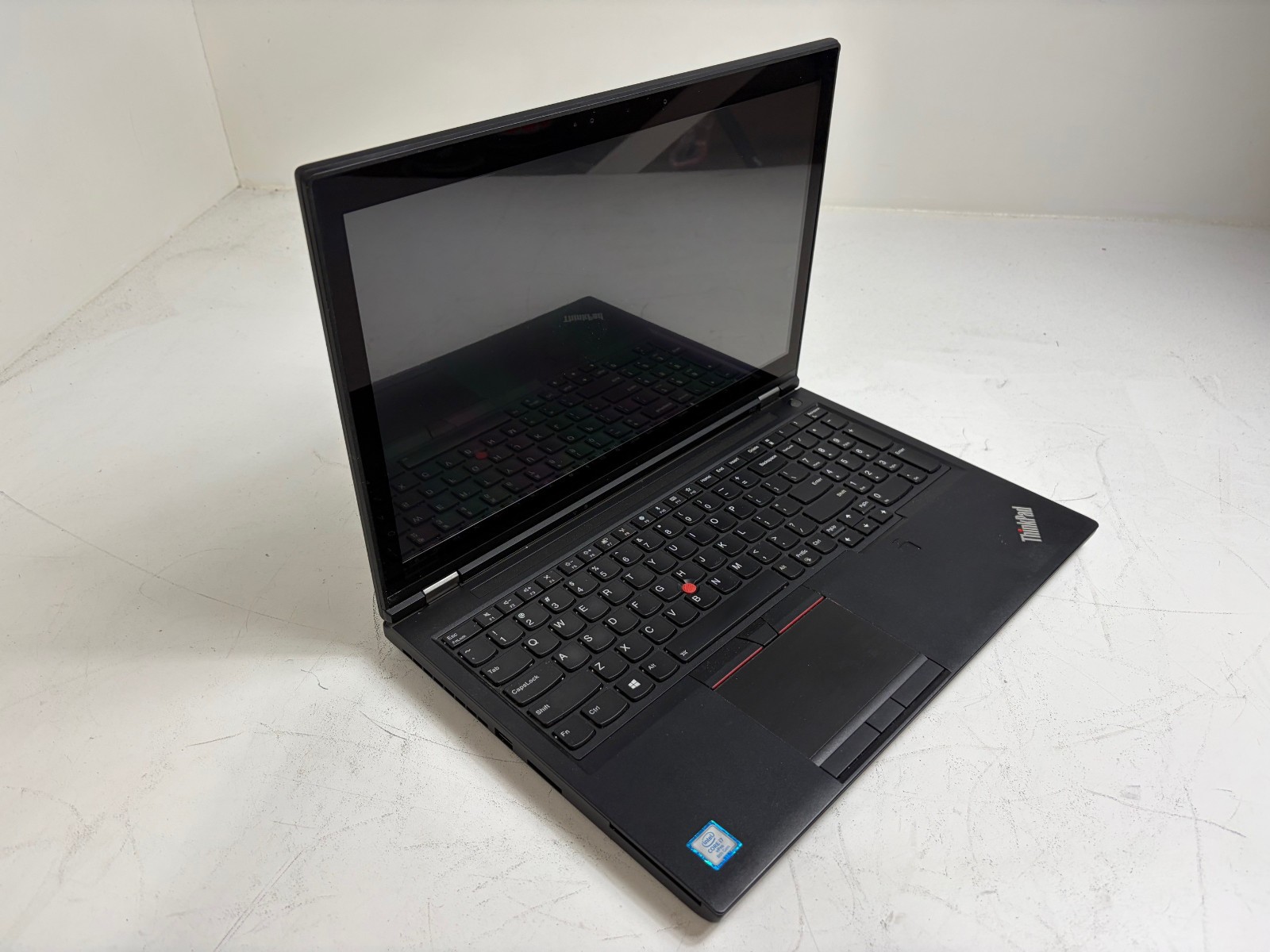 Lenovo ThinkPad P52 i7-8850H 2.6GHz 16GB 512GB NVMe 15.6″ Touch 4K P1000 W11P