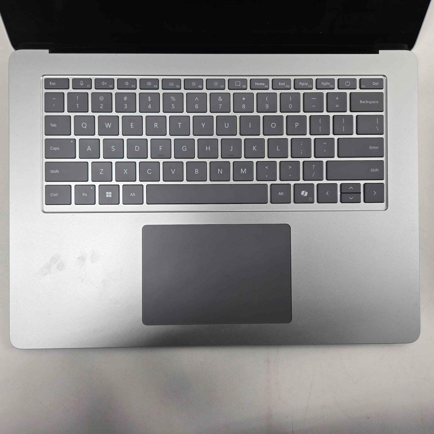 Microsoft Surface Laptop 15″ 2037 15″ Snapdragon X 3.4GHz 16GB RAM 250GB SSD