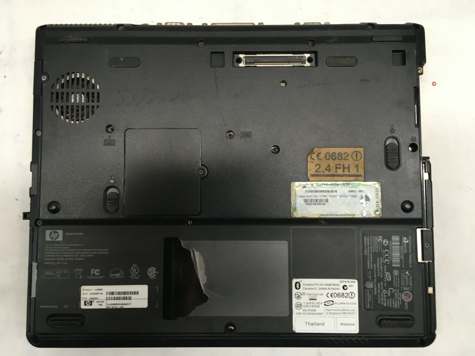 HP nc6000 14″ Laptop Intel Pentium M NO RAM – CHARGES, NO BOOT- JJ