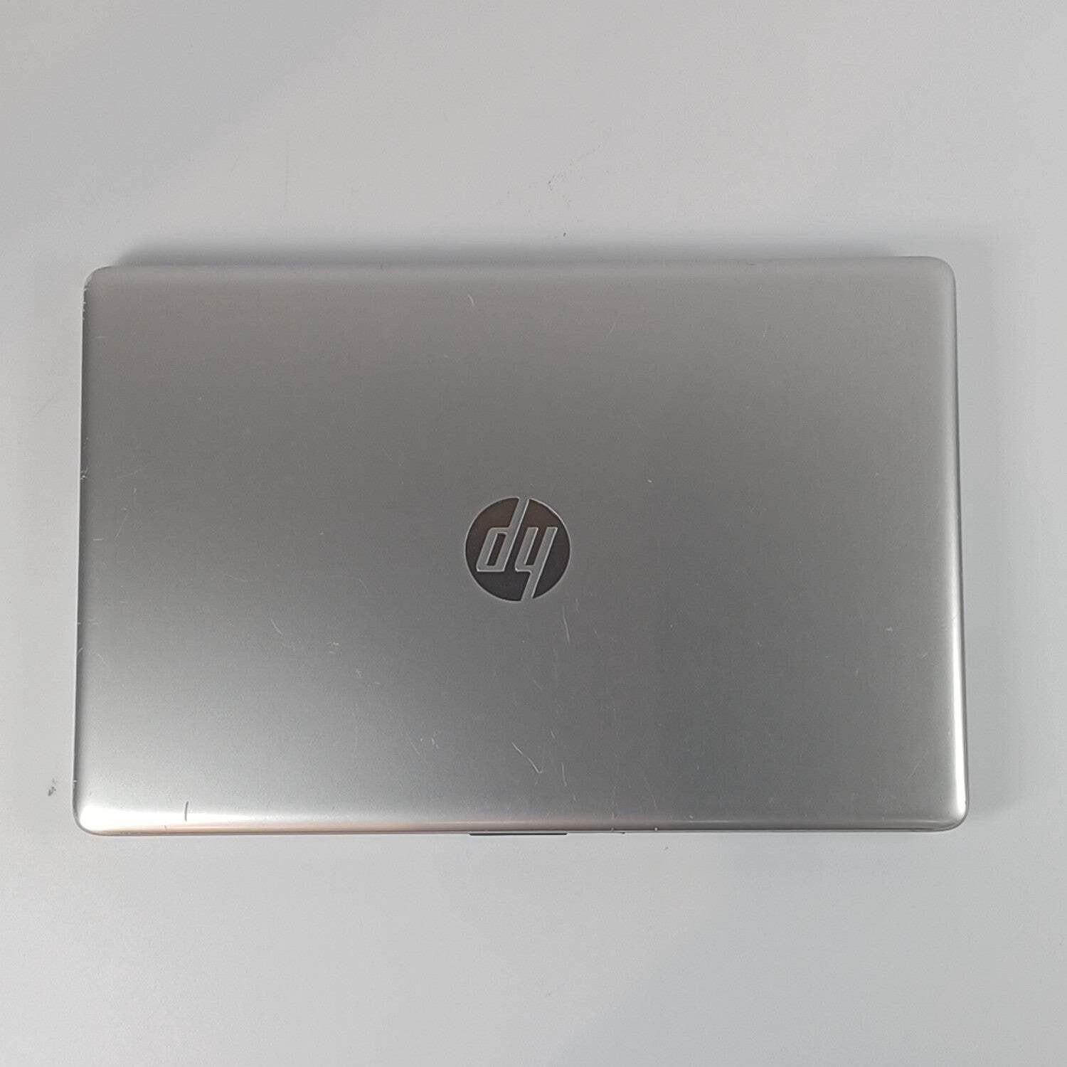 Broken HP Pavilion 15.6″ i5-8250U 2.8GHz 12GB RAM 128GB SSD Read