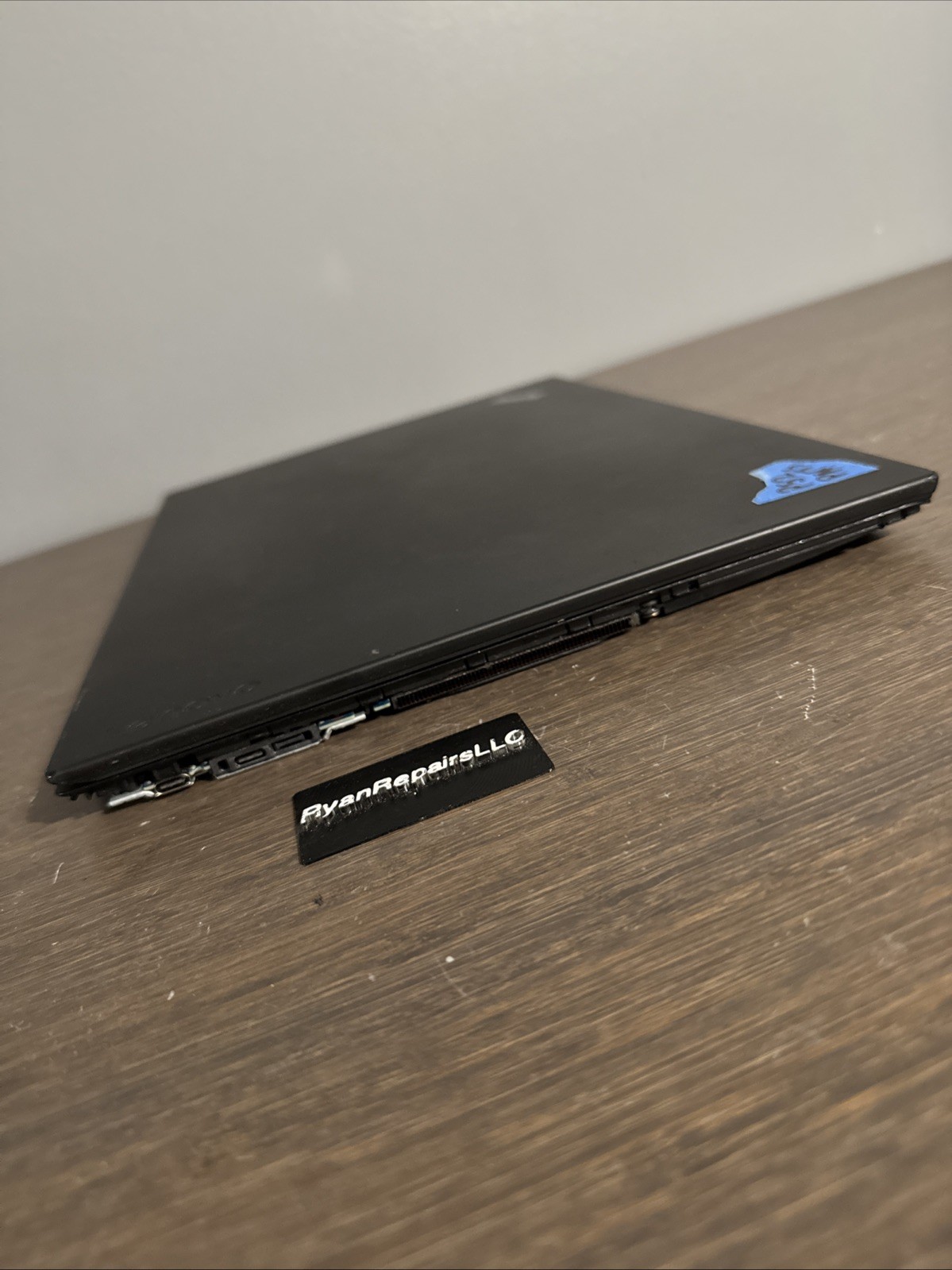 Lenovo ThinkPad P52s – No Battery / HDD / RAM – Parts or repair