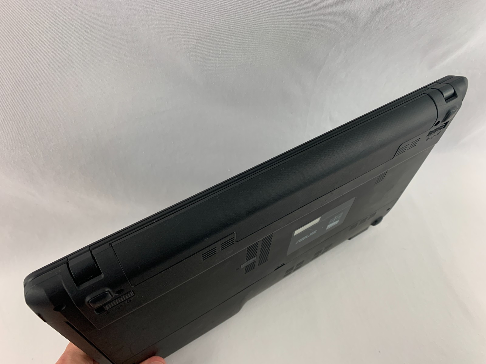 Asus Q500A Laptop For Parts/Repairs, No Touchpad or Camera i5 2.5GHz 6GB RAM W10