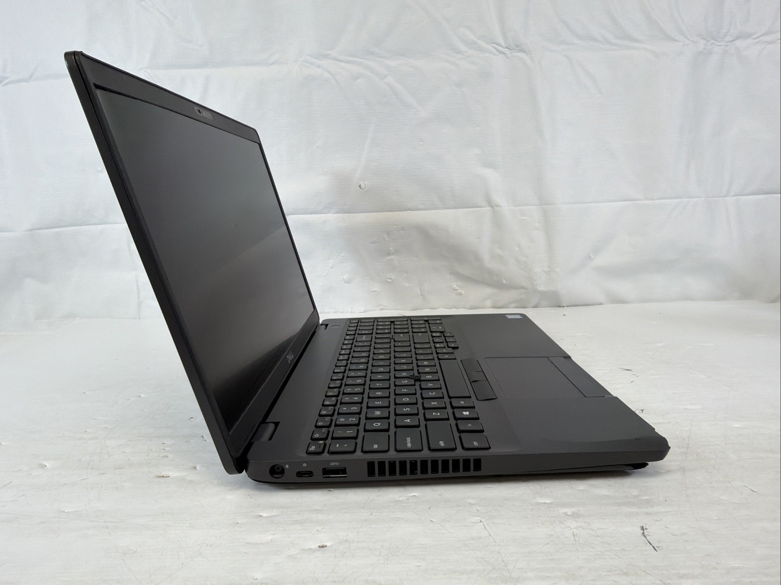 Dell Latitude 5500 Intel Core i5 8365U 1.6GHz NO RAM NO SSD – READ – PARTS