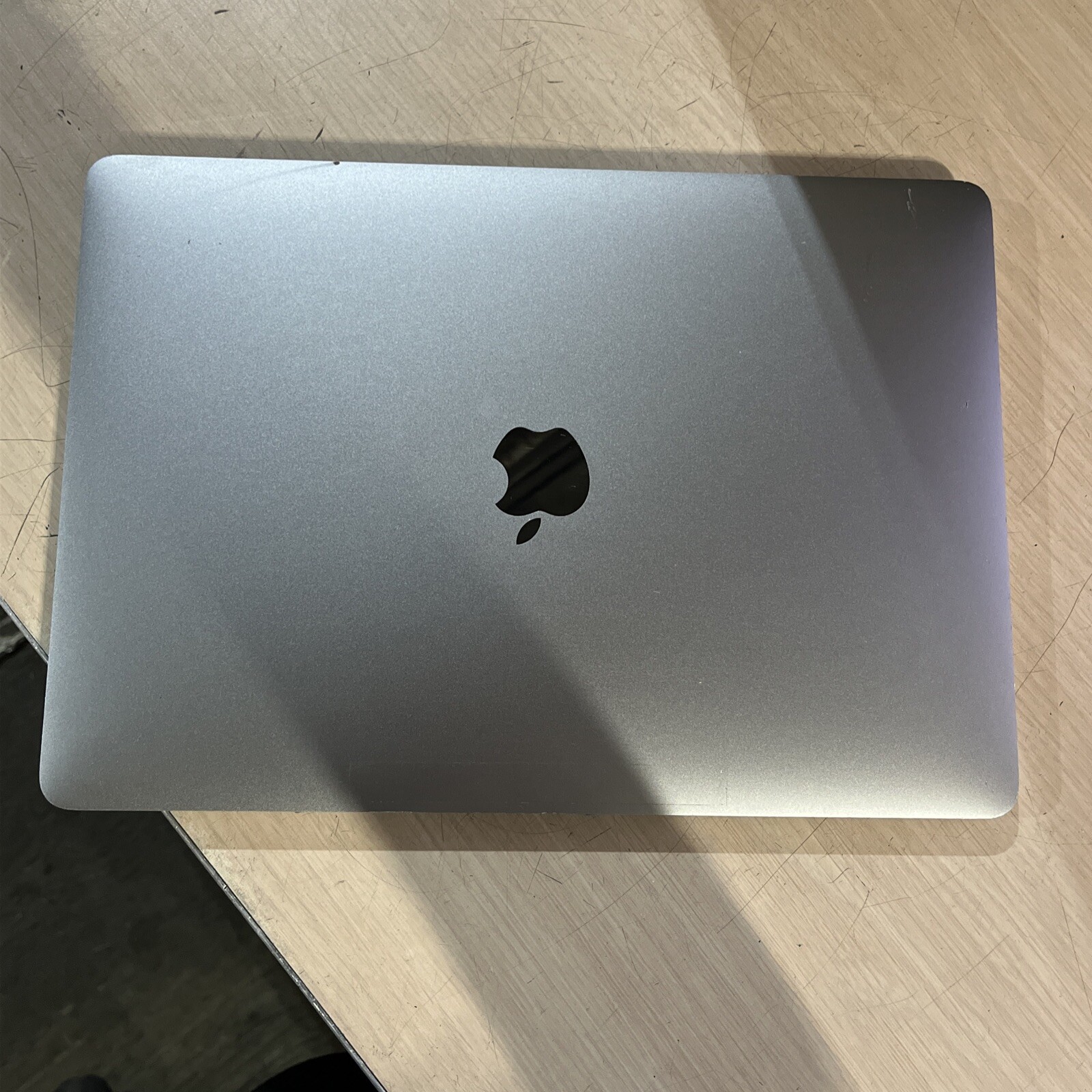 APPLE MACBOOK PRO 13″ MID-2017 CORE I5-7360U 2.3GHZ 8GB RAM NO HD ,