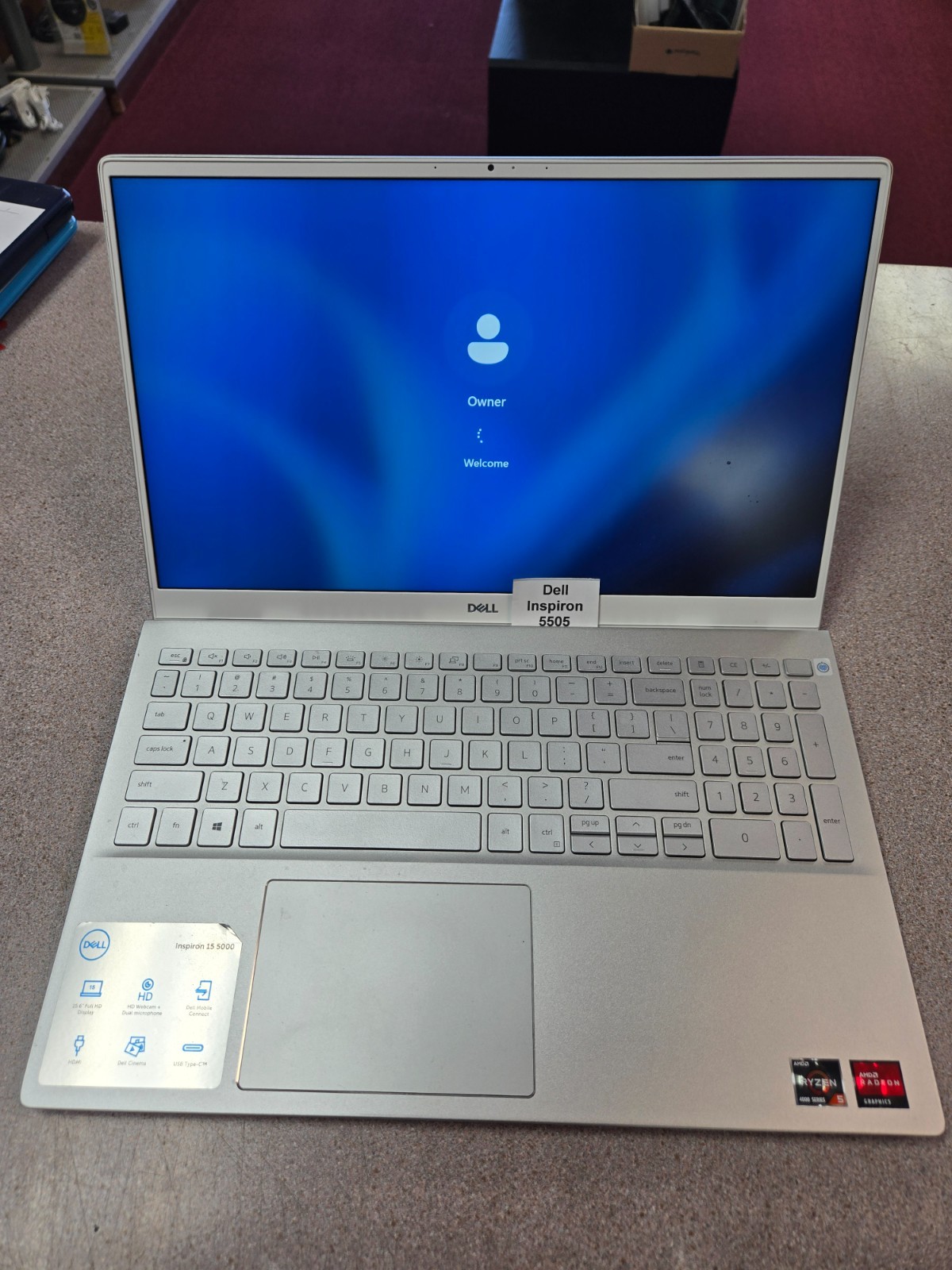 Dell Inspiron 5505 15.6″ Ryzen 5 4500U 8GB RAM 256SSD **READ**