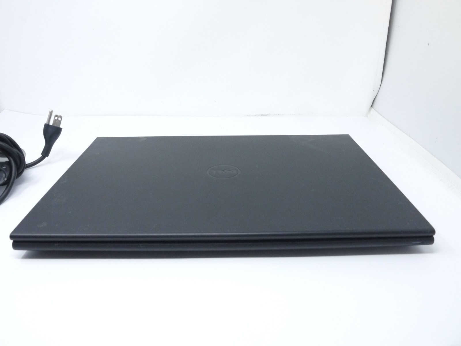 Dell Inspiron 3541 15.6″ Laptop – AMD A6-6310 / 4GB / 500GB HDD – New Battery