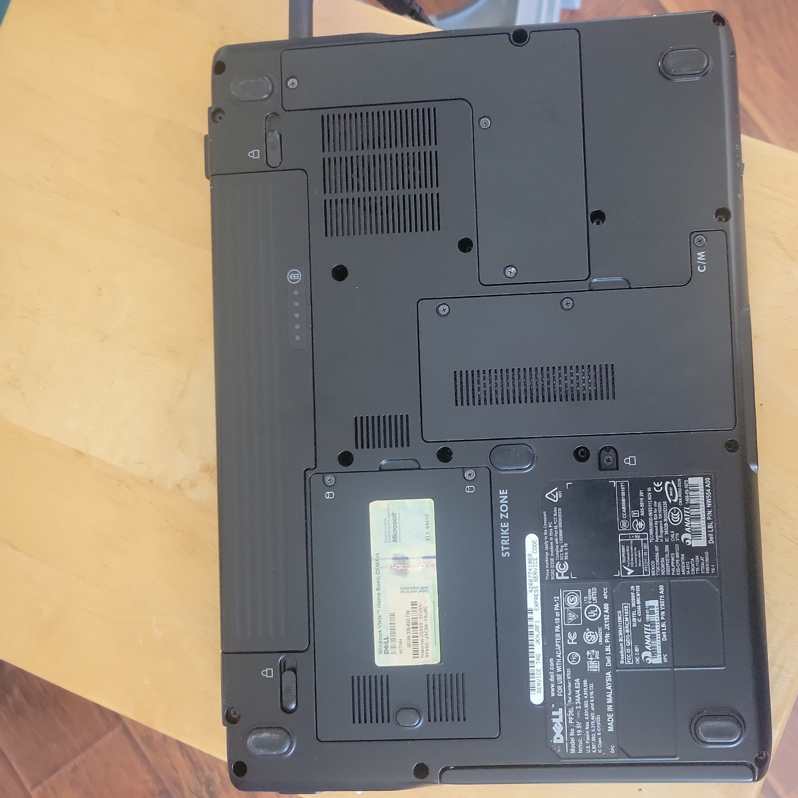 Dell Vostro 1400 Laptop 14” 120GB Intel Core 2 Duo Windows Vista no charger