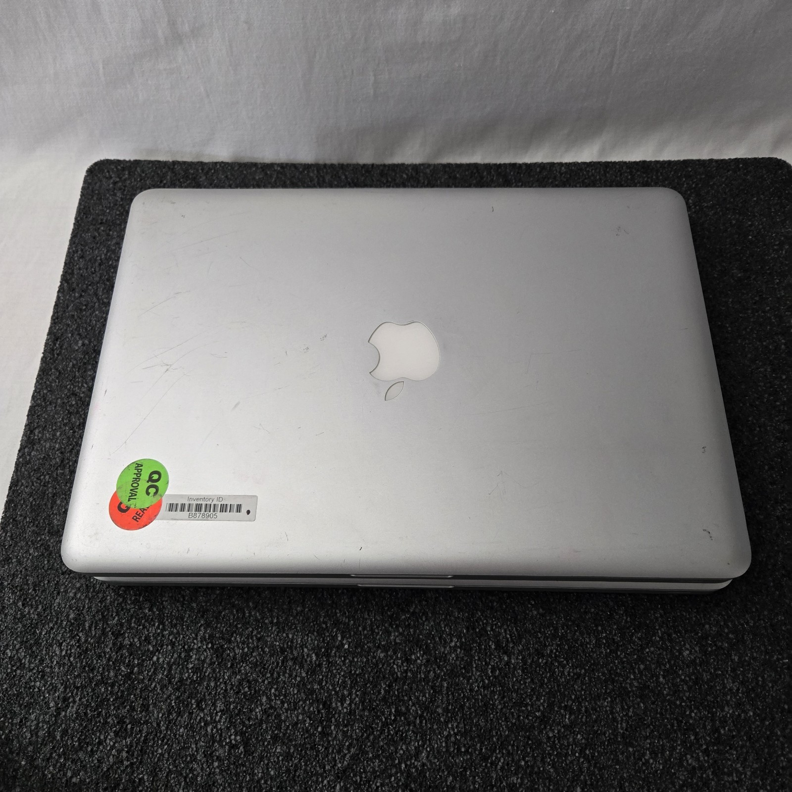 Lot of (9) Apple MacBook Pro A1278 Core 2 Duo 2.26GHz – Mixed Ram & HDD – PARTS