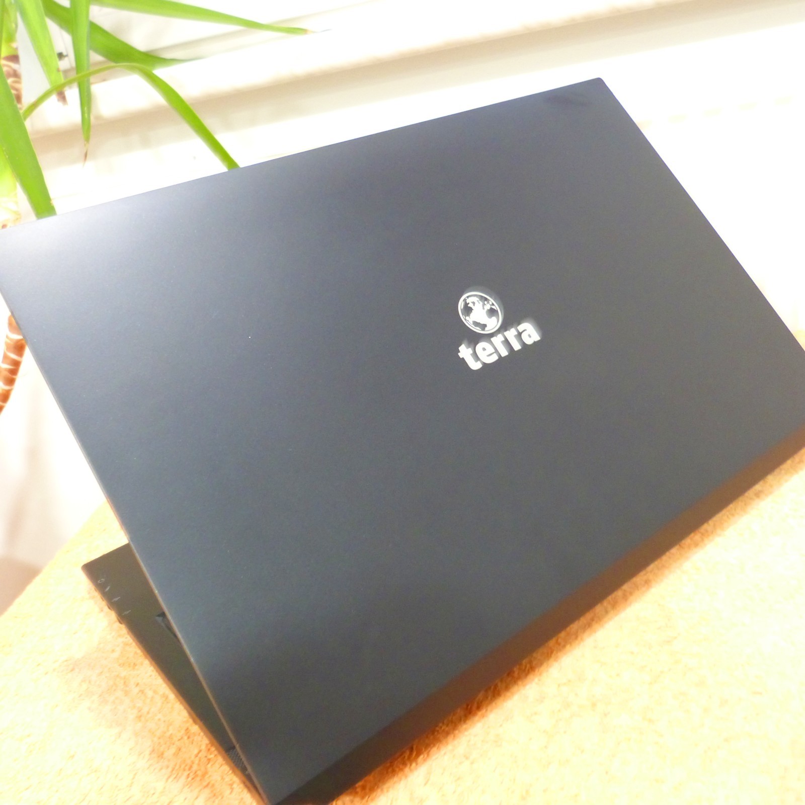 Terra 1515 15″ FULLHD Multimedia l SSD u 1TB HDD I Windows 11 l USBC HDMI