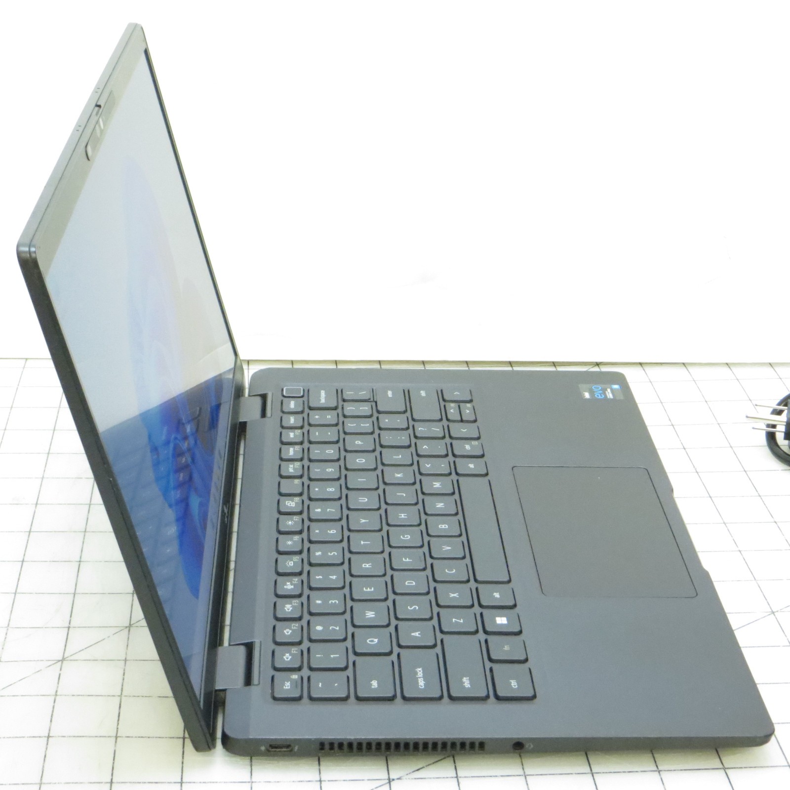 Dell Latitude 7420 Intel i5 11th Gen 16GB RAM 256GB SSD 14″ Win 11 Pro Laptop PC