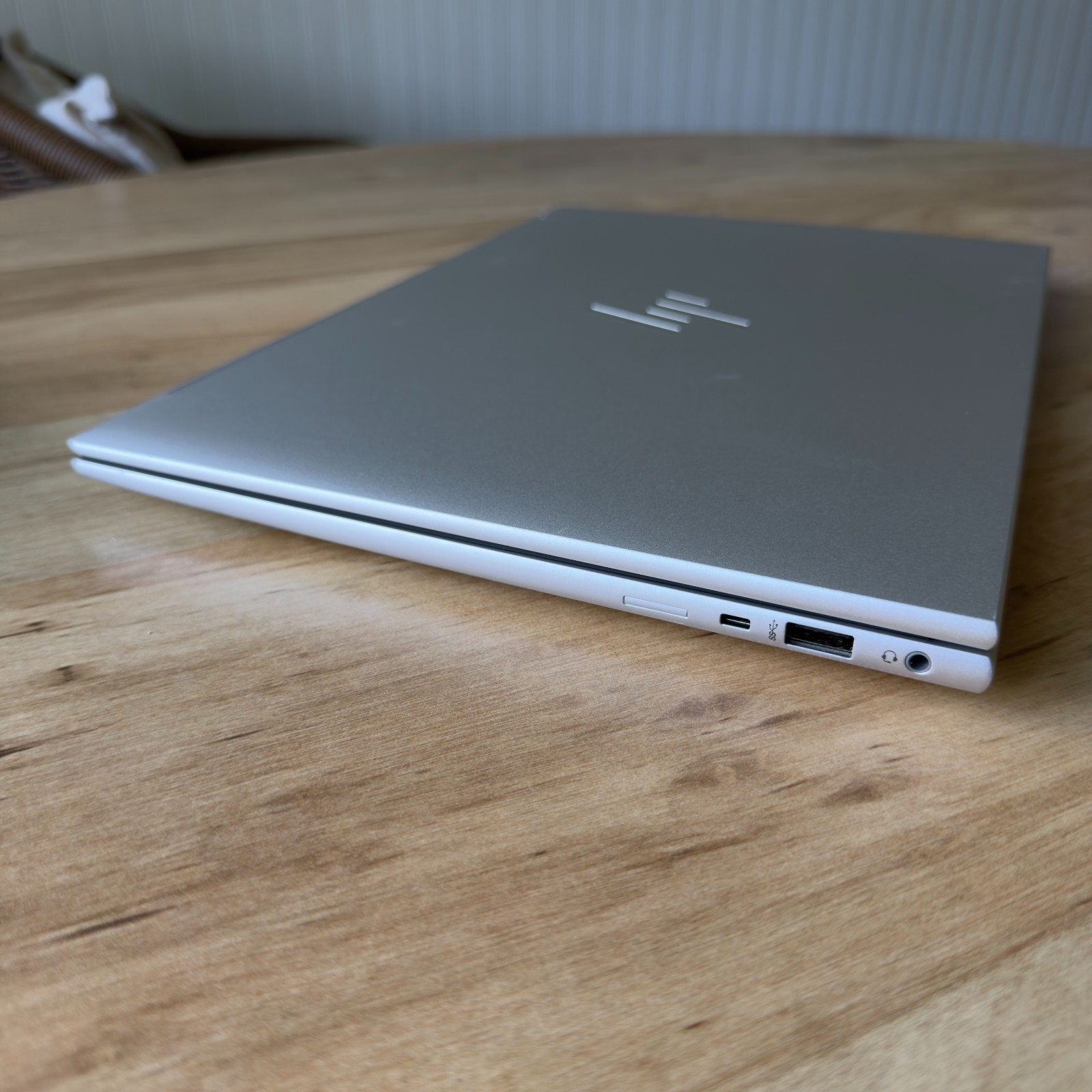 HP EliteBook 840 G9 14” 512GB SSD Intel i7-1265U 16GB RAM w Charger Win 11 Pro