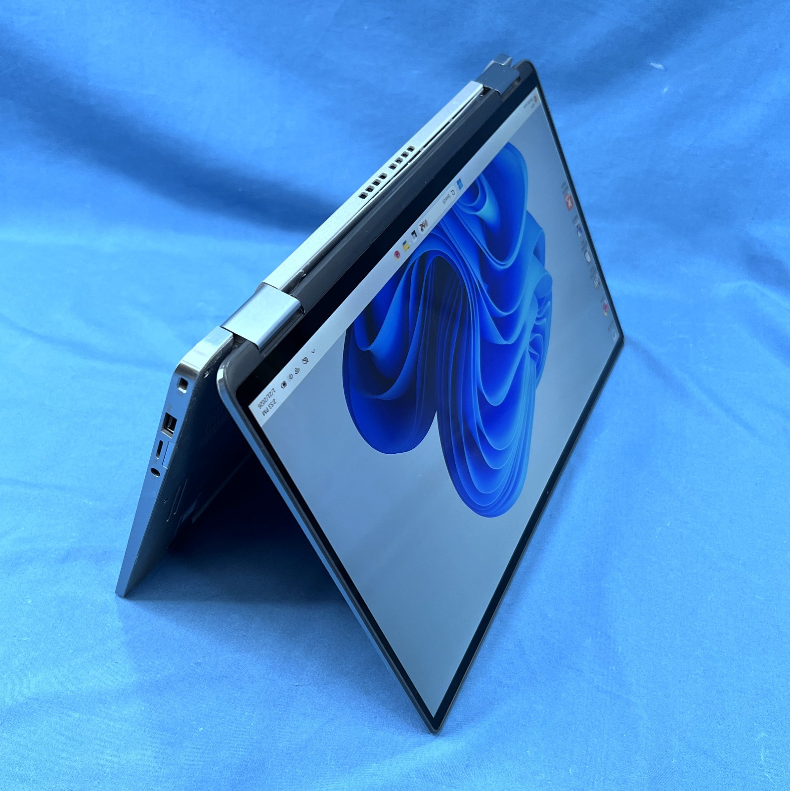 Dell Latitude 9410 2-in-1 Laptop – i7-10610U, 16GB RAM, 256GB NVMe – Win11