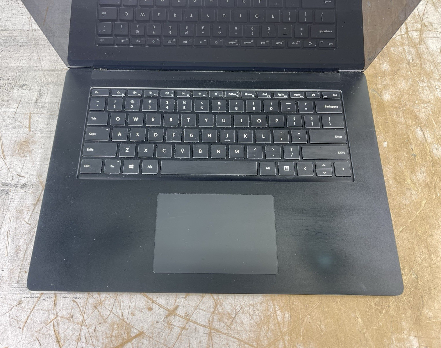 MICROSOFT SURFACE LAPTOP 3 1872 i5-1035G7 @ 1.2GHZ, 8GB RAM, NO HDD/OS – (PARTS)