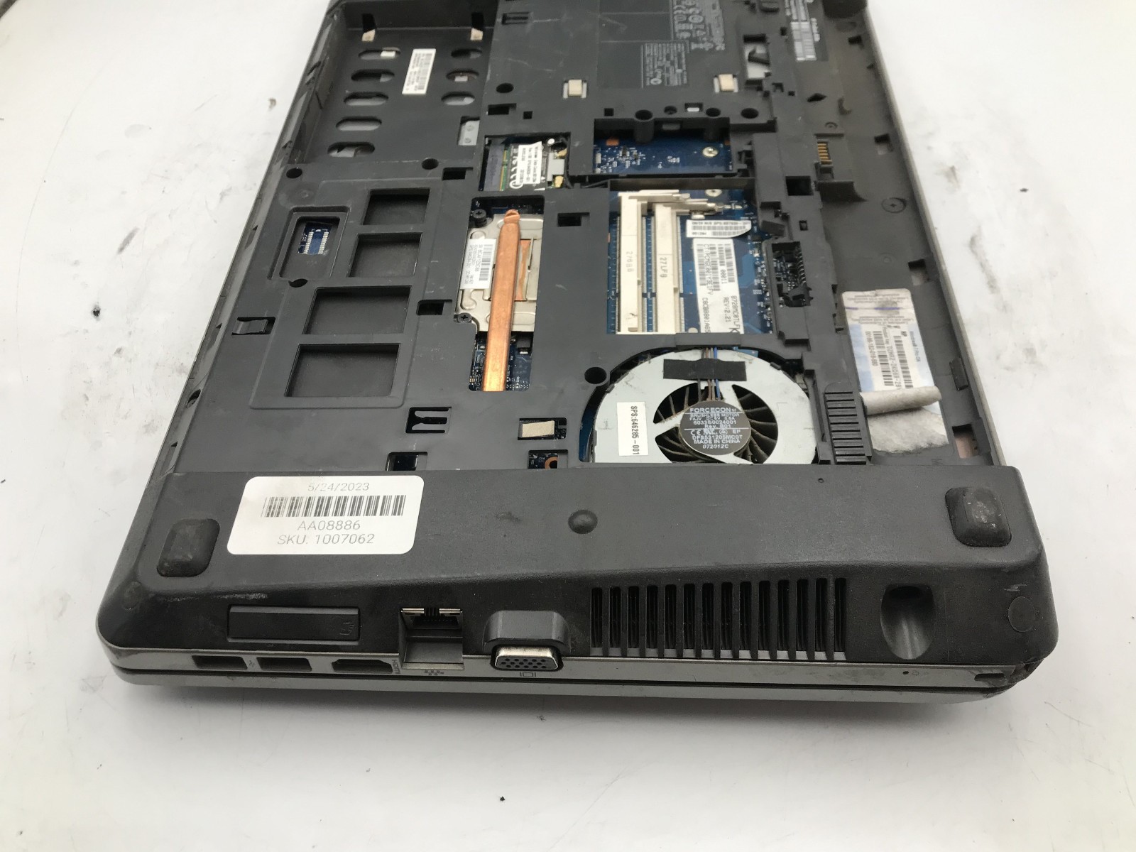 HP PROBOOK 4530S – BOOTS TO BIOS – INTEL I3 2350M – NO RAM -READ DESCRIPTION- BB