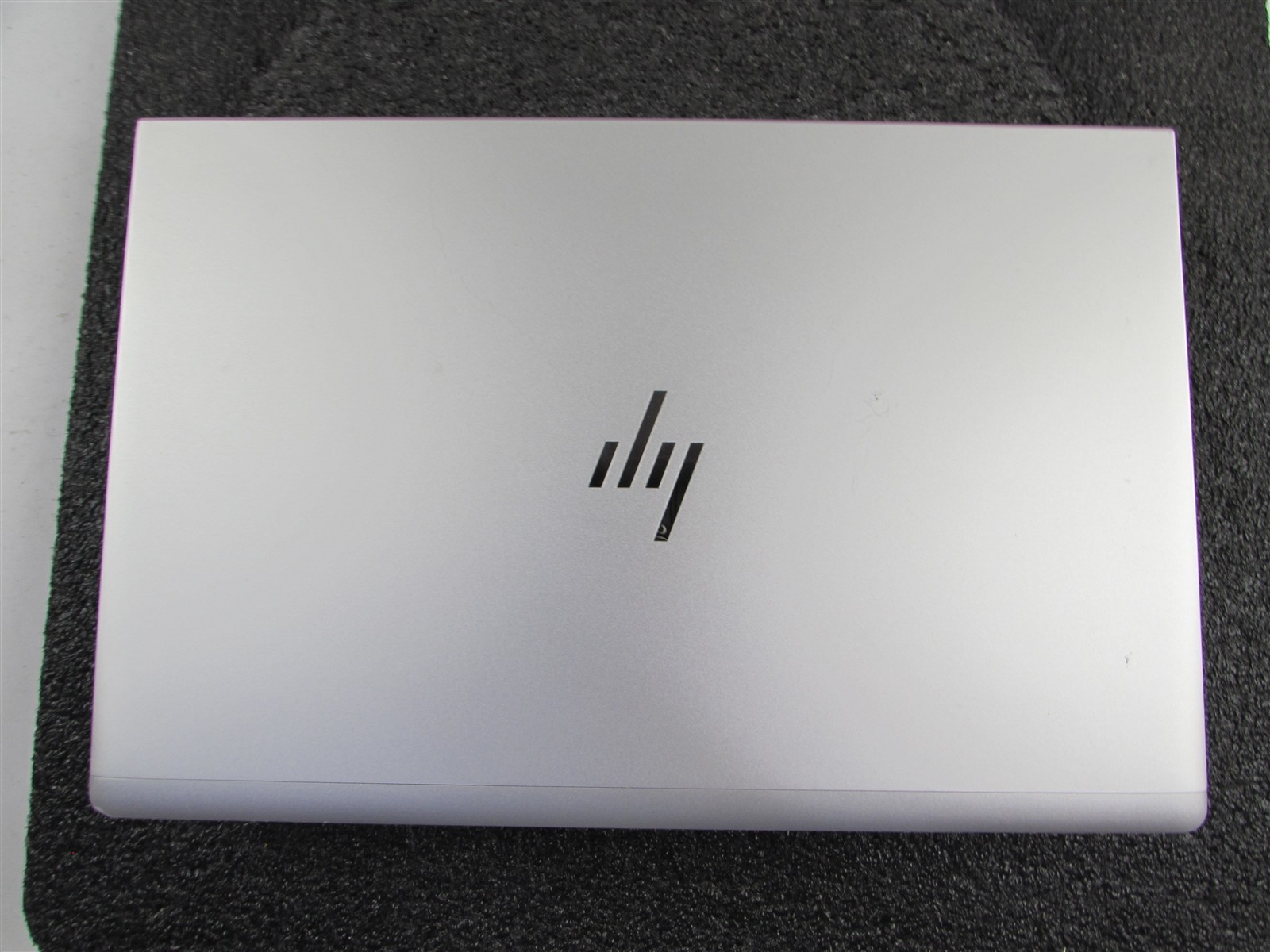 HP ELITEBOOK 640 (G9) 1920X1080 FHD TOUCHSCREEN I7-1270P 1TB SSD 8GB RAM NO O.S