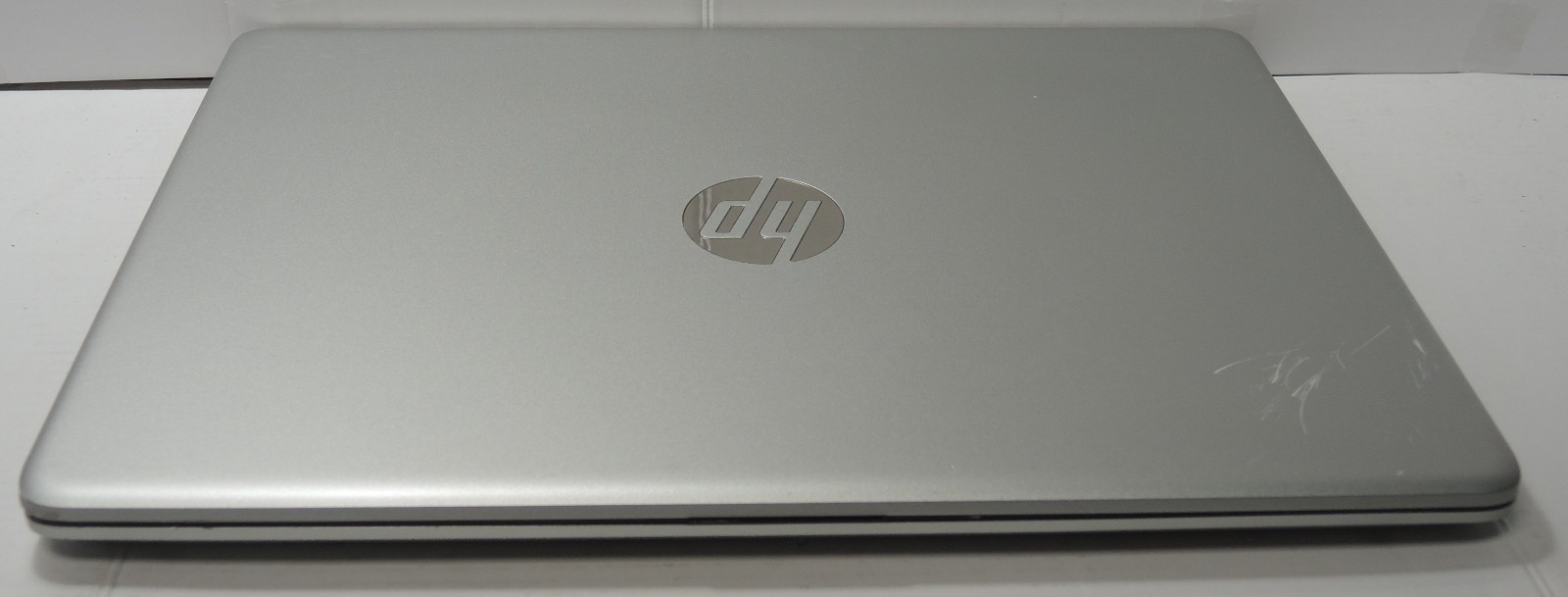 HP Laptop 14-dk1025wm (DEAD, NO POWER, LIQUID DAMAGE, PARTS ONLY, NON-FUCTIONAL)
