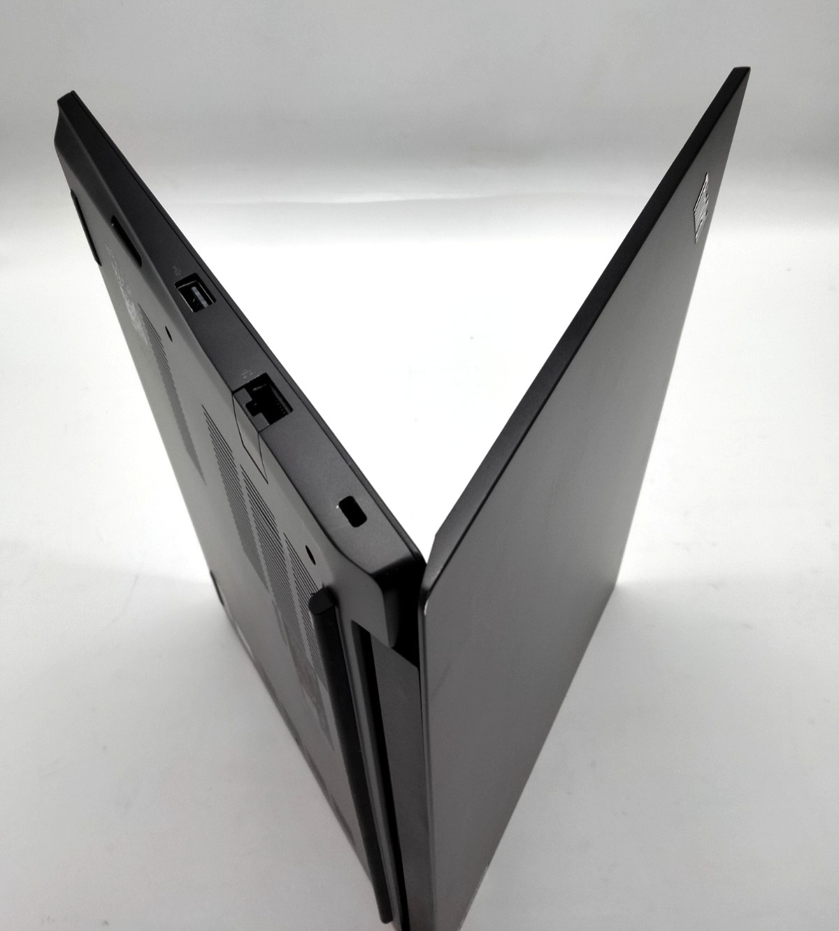 Lenovo ThinkPad E14 Gen 2 14.0″ i7-1165G7 No RAM NO SSD Laptop