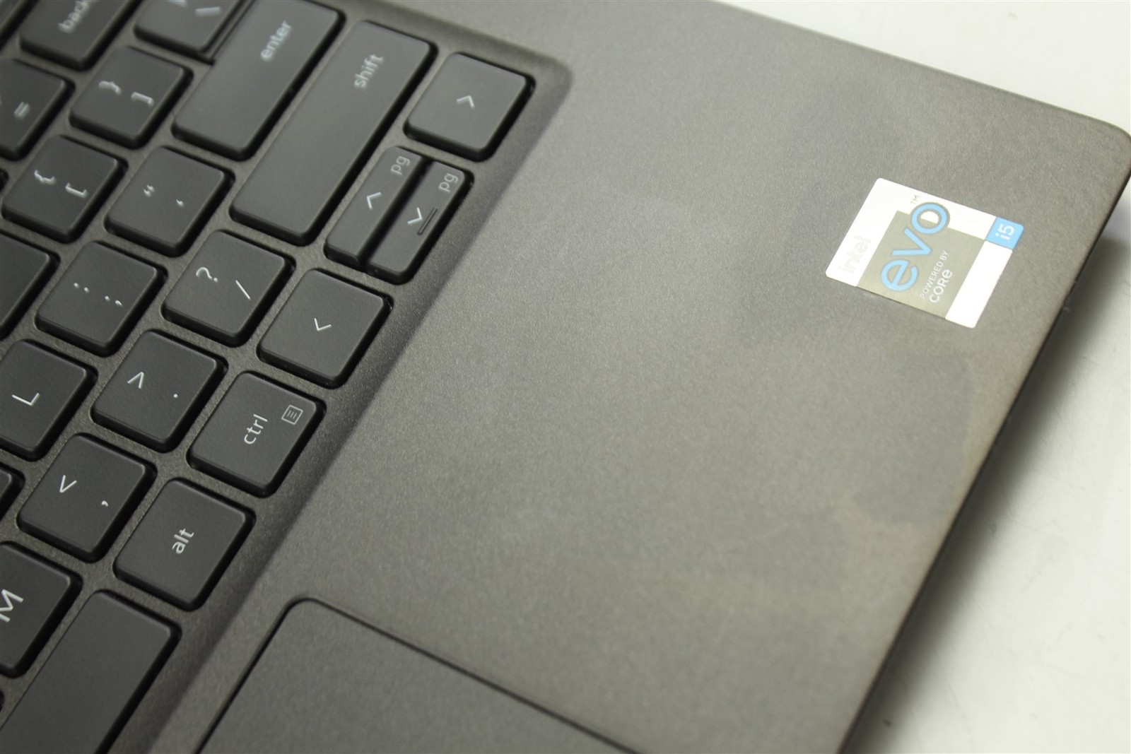 Dell Latitude 7420 14″ FHD i5-1145G7 2.6GHz 256GB SSD 8GB RAM NO OS