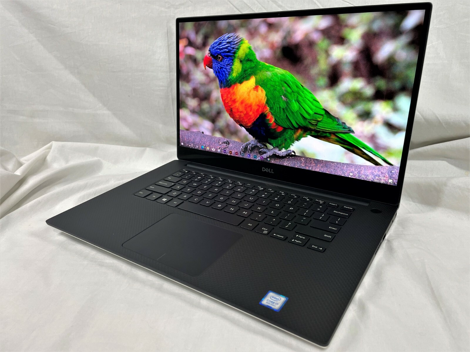 Dell XPS 15 7590 15.6″ 4K TOUCH ✔i7-9750H ✔64GB RAM✔1TB SSD ✔WiFi 6✔GTX 4GB✔W10P
