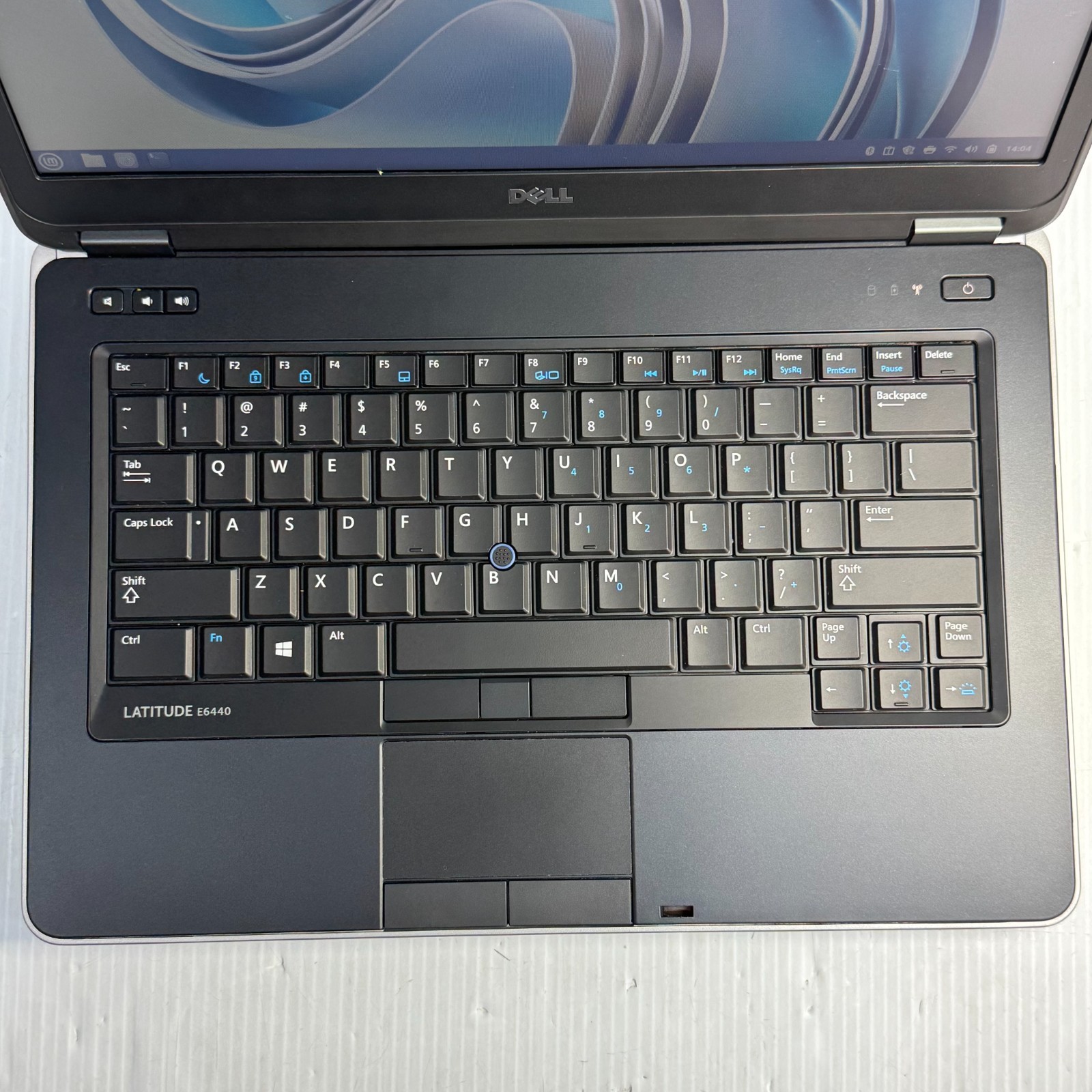 Dell Latitude E6440 i7-4610M 14″ Linux Mint 22.3 Laptop 120GB SSD 8GB *SEE PICS