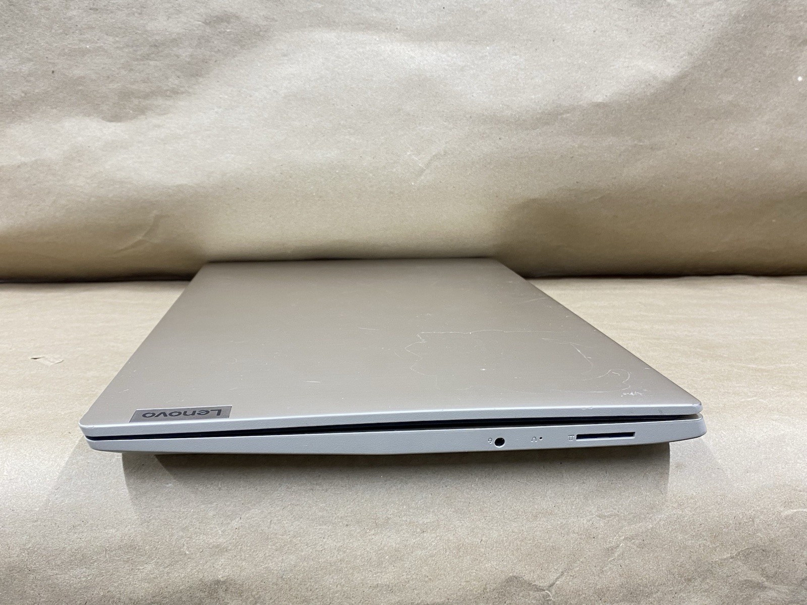 Lenovo 81WE – 15.5″ FHD – i3-1005G1 – 4GB – 128GB SSD – Win 11 Pro – READ