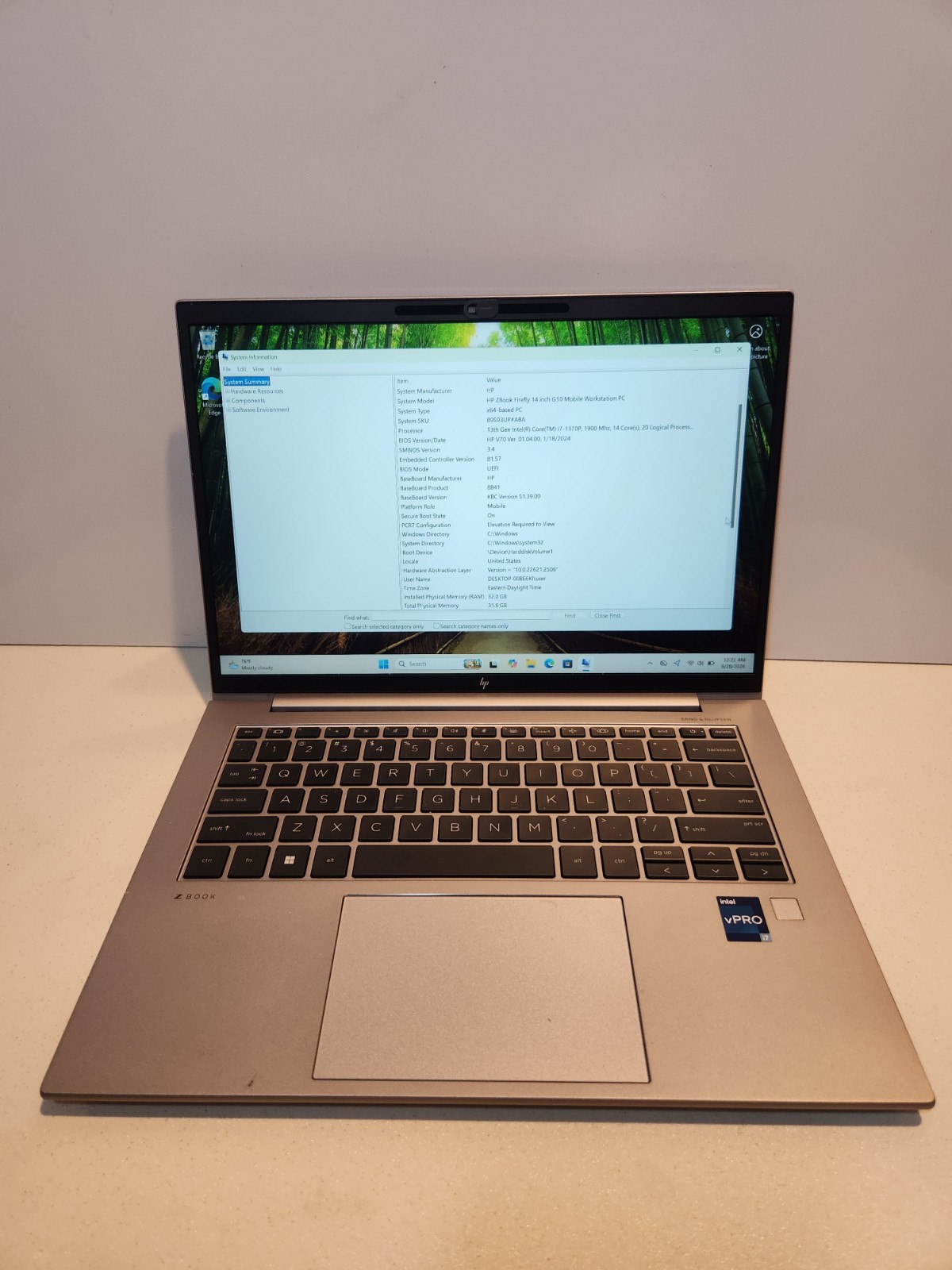 HP ZBook Firefly 14 G10 FHD+ 1.9 GHz i7-1370P 16GB 512GB SSD Good – BEZEL SPLIT