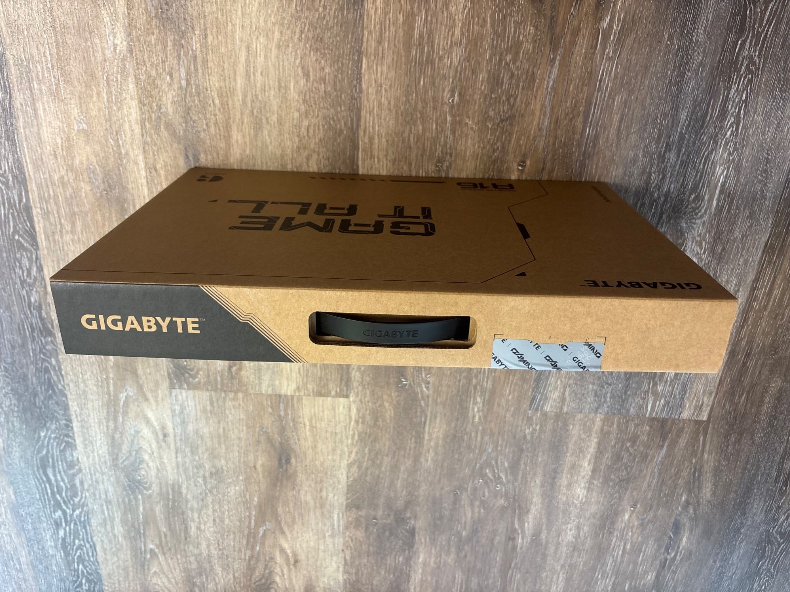 GIGABYTE – GAMING A16 Gaming Laptop – 165Hz 1920×1200 WUXGA – RTX 5050 – AMD …