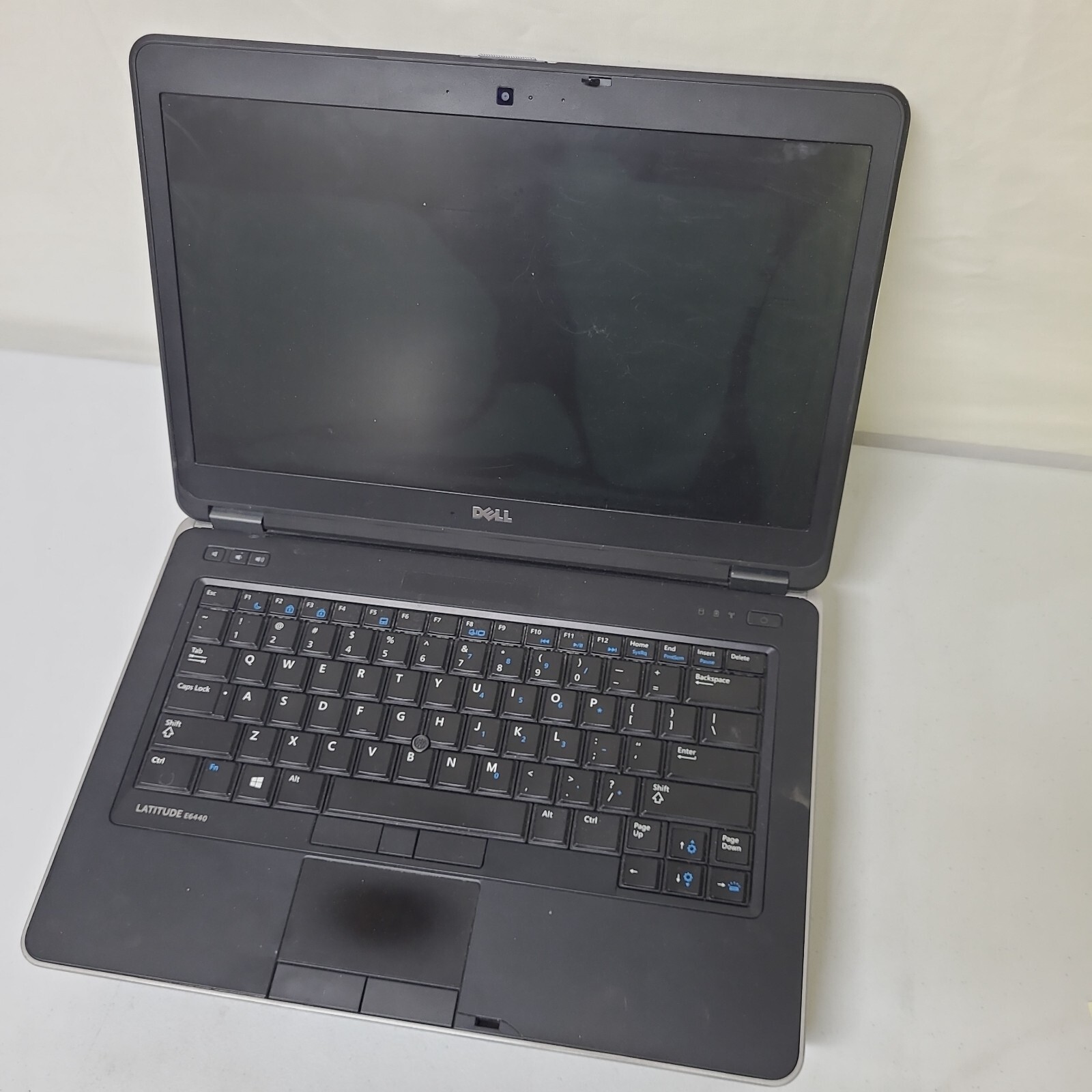 Dell Latitude Laptops E6440 14″ NO OS NO HDD READ AS IS CRACKED SCREENS
